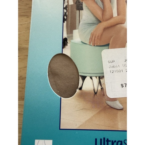 Jobst Firm Compression Knee High MEDIUM Silky Beige 20-30mmHg - 2 Pairs - 121501 - Picture 3 of 6